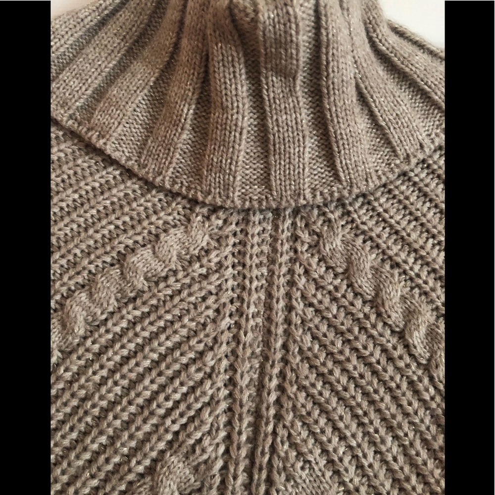Crazy 8 girls turtleneck poncho/sweater - Picture 2 of 3
